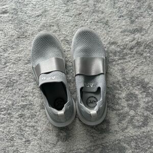APL Gray/Silver Techloom Bliss Women’s Shoes - Size 7.5